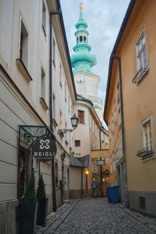 Old Town Studio Bratislava Eksteriør bilde